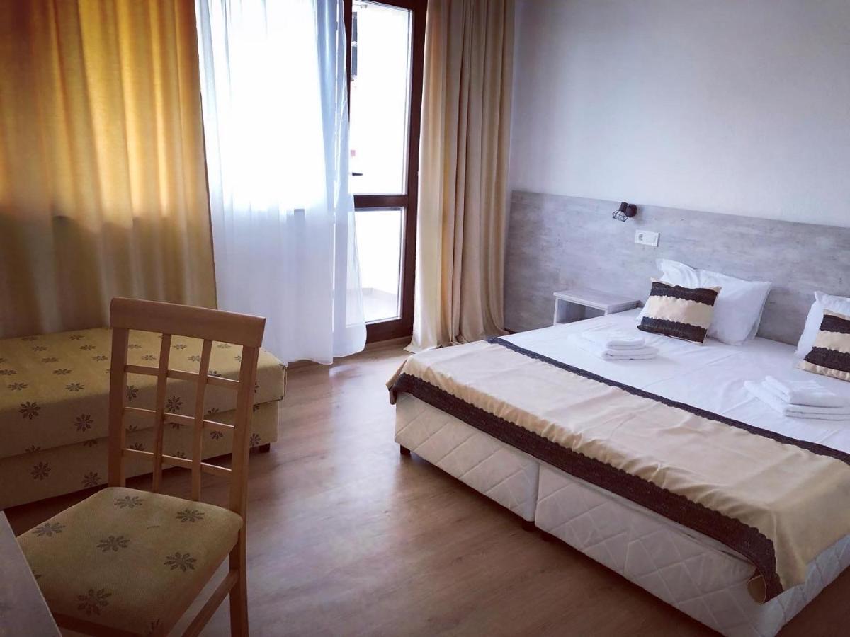 Guest Rooms Southern Nights Varvara  Esterno foto